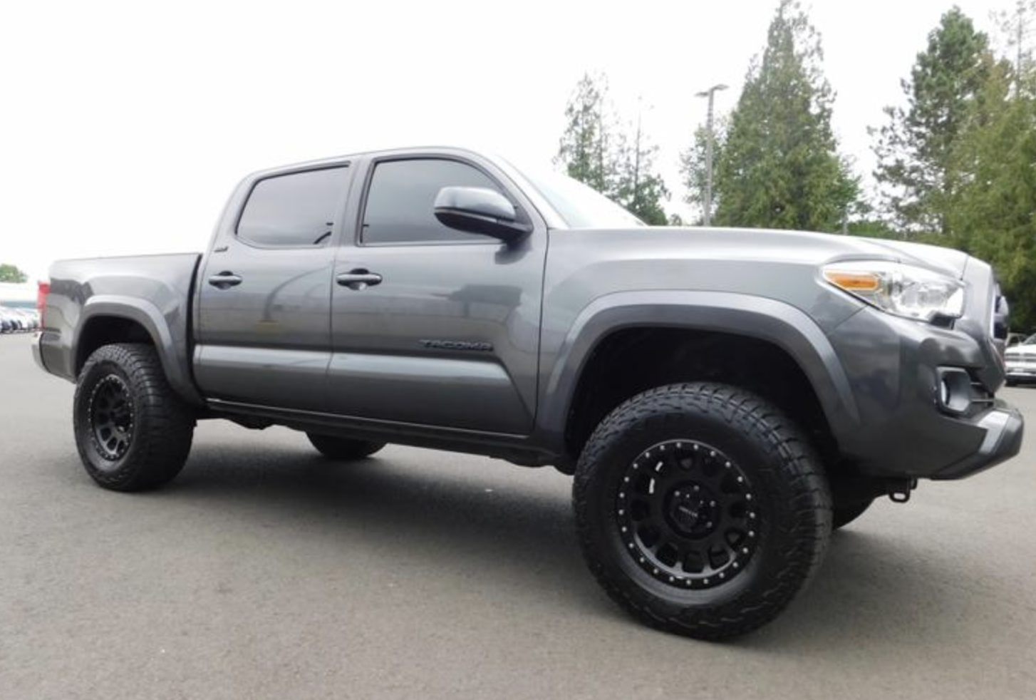 2019 Toyota Tacoma Double Cab SR5 Pickup 4D 5 Ft